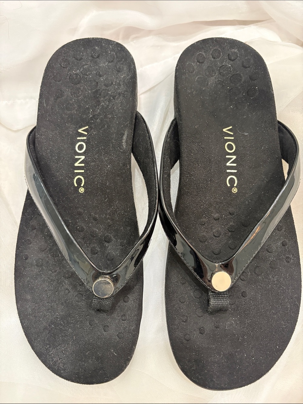 *NWOT* Vionic Mona Thong Sandal Size 8